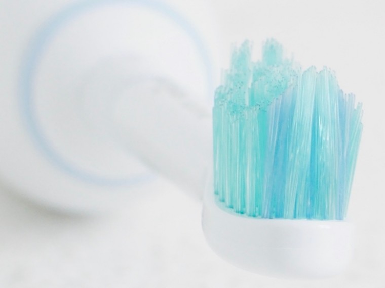 Elektrische-Zahnbürste-Bürstenkopf-Mundhygiene-Zahnreinigung