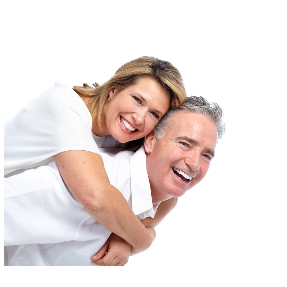 älteres-Paar-glücklich-gesund-Mundhygiene-Zahnreinigung