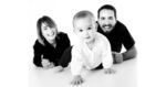 Familie-Kind-Eltern-Mundgesundheit-Mundhygiene-Lachen-Zahnreinigung